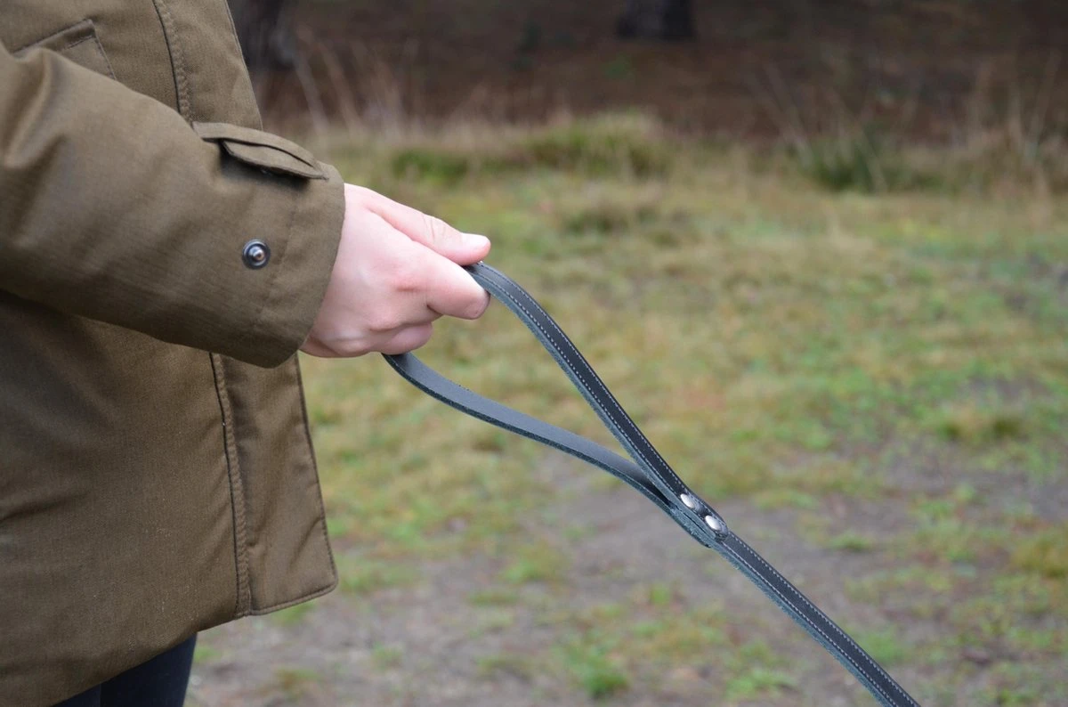 Hondenriem Leer - 2 Meter - Zwart - Hoge Kwaliteit Leer - Lederen Hondenriem - Ambachtelijk Gemaakt In Portugal - Afbeelding 4